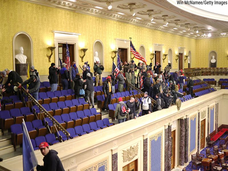 Riot extends into The Capitol House Chamber